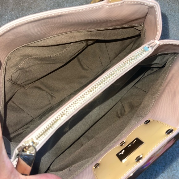 Authentic prelove fendi bag - Picture 10 of 16